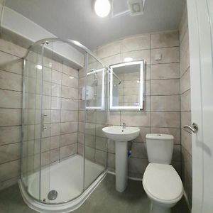 One Bedroom Spacious Apartment